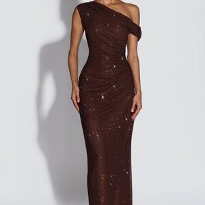 Chic One-Shoulder Brown Dress